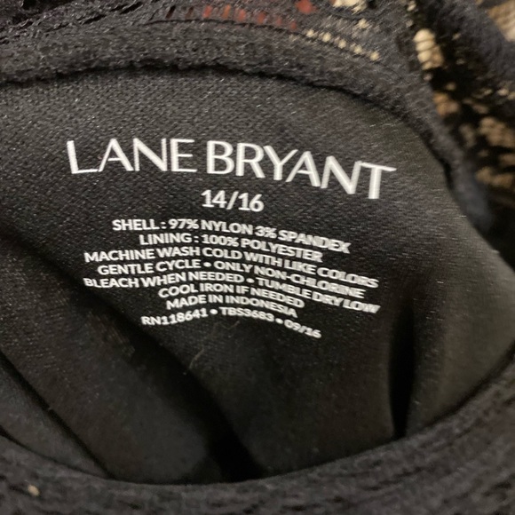 Lane Bryant black lace long sleeve blouse size 14/16 - Picture 2 of 3